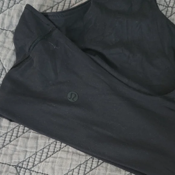Lululemon Black Sports Bra with Racerback and Medium Support - Picture 2 of 4